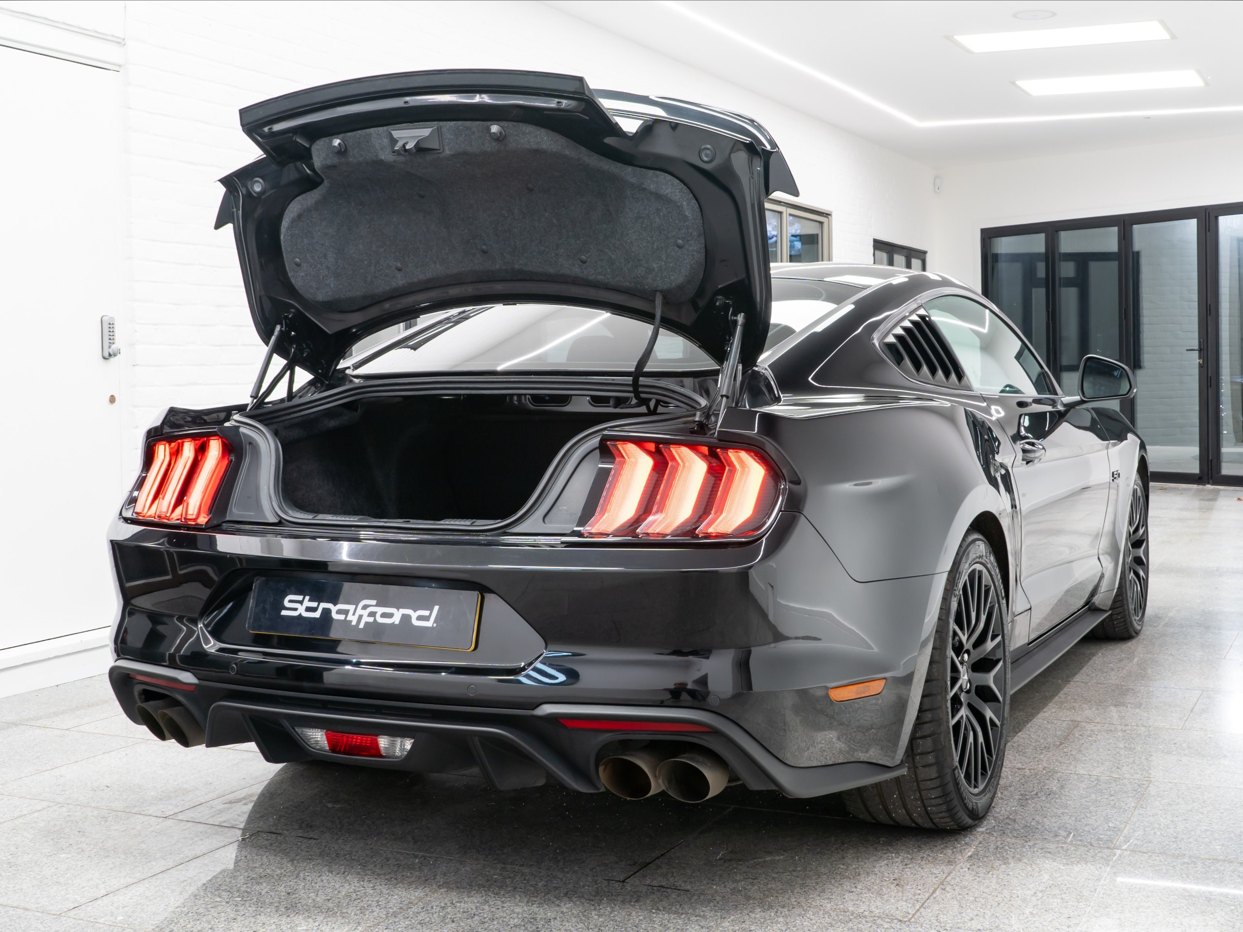 Used 2018 Ford Mustang 5.0 V8 GT 2dr Auto for sale in Brighton, East