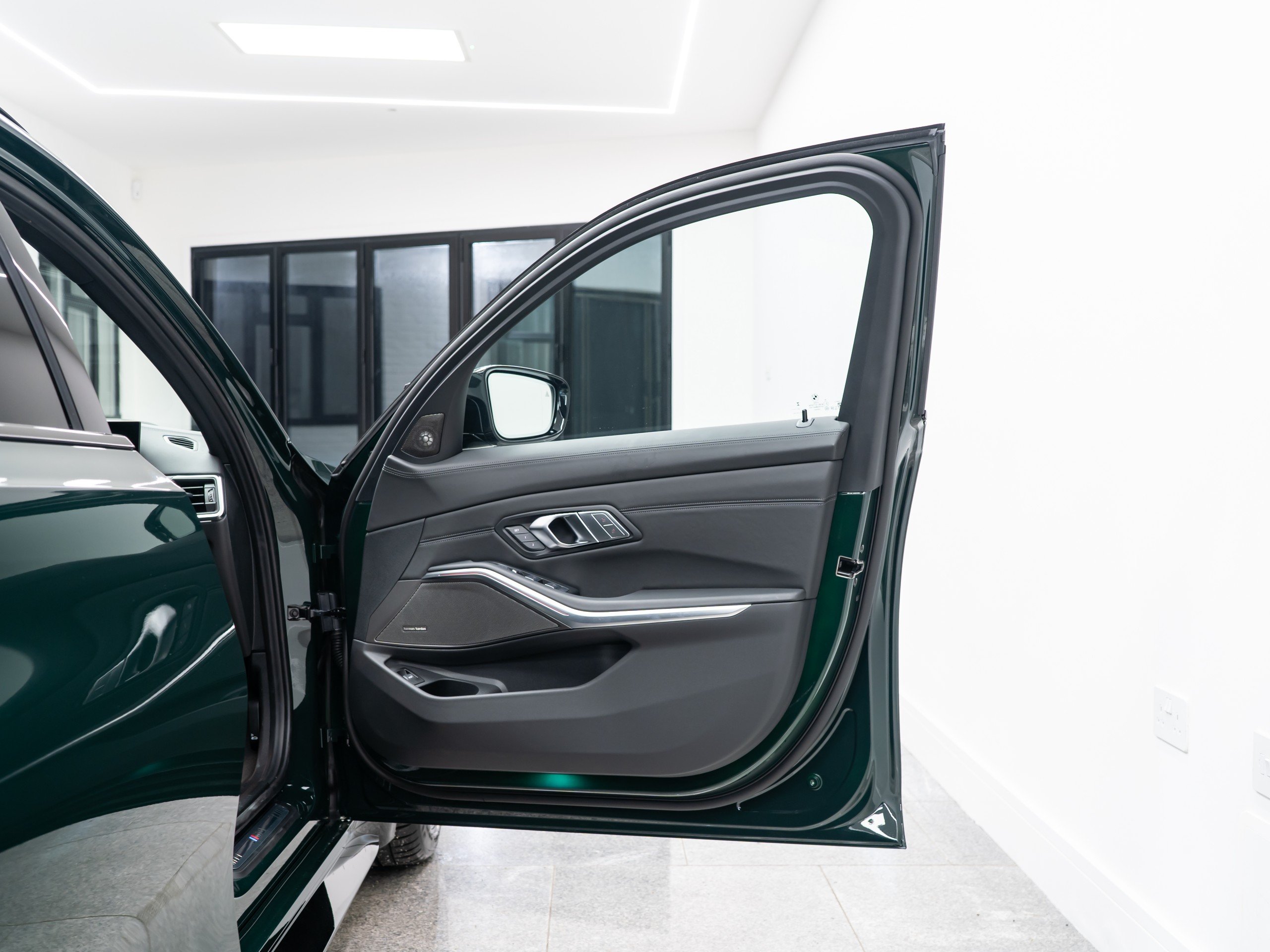 Used 2024 BMW M3 M3 xDrive Competition M 5dr Step Auto for sale in