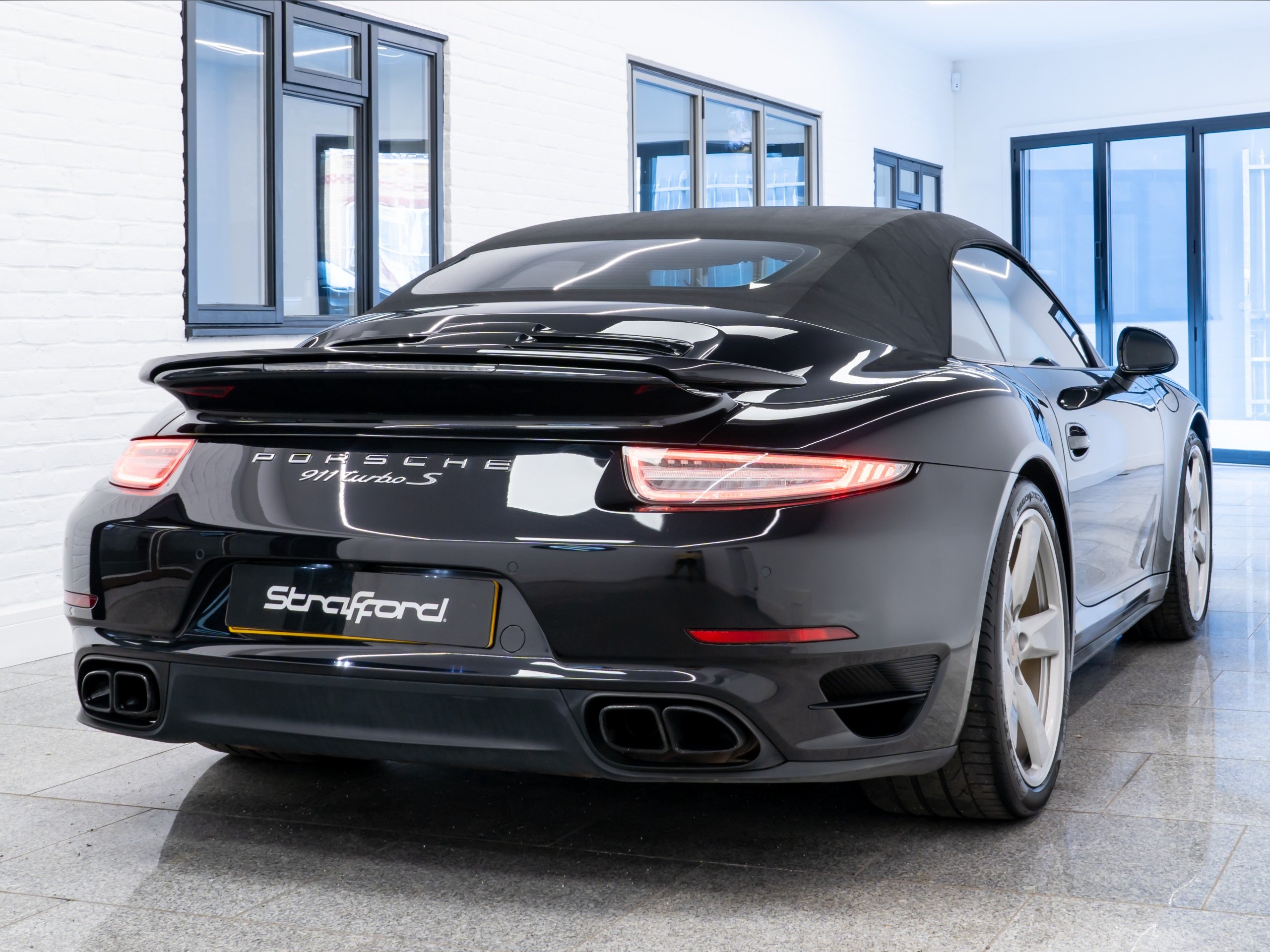 Used 2015 Porsche 911 Turbo S 2dr PDK for sale in Brighton, East Sussex
