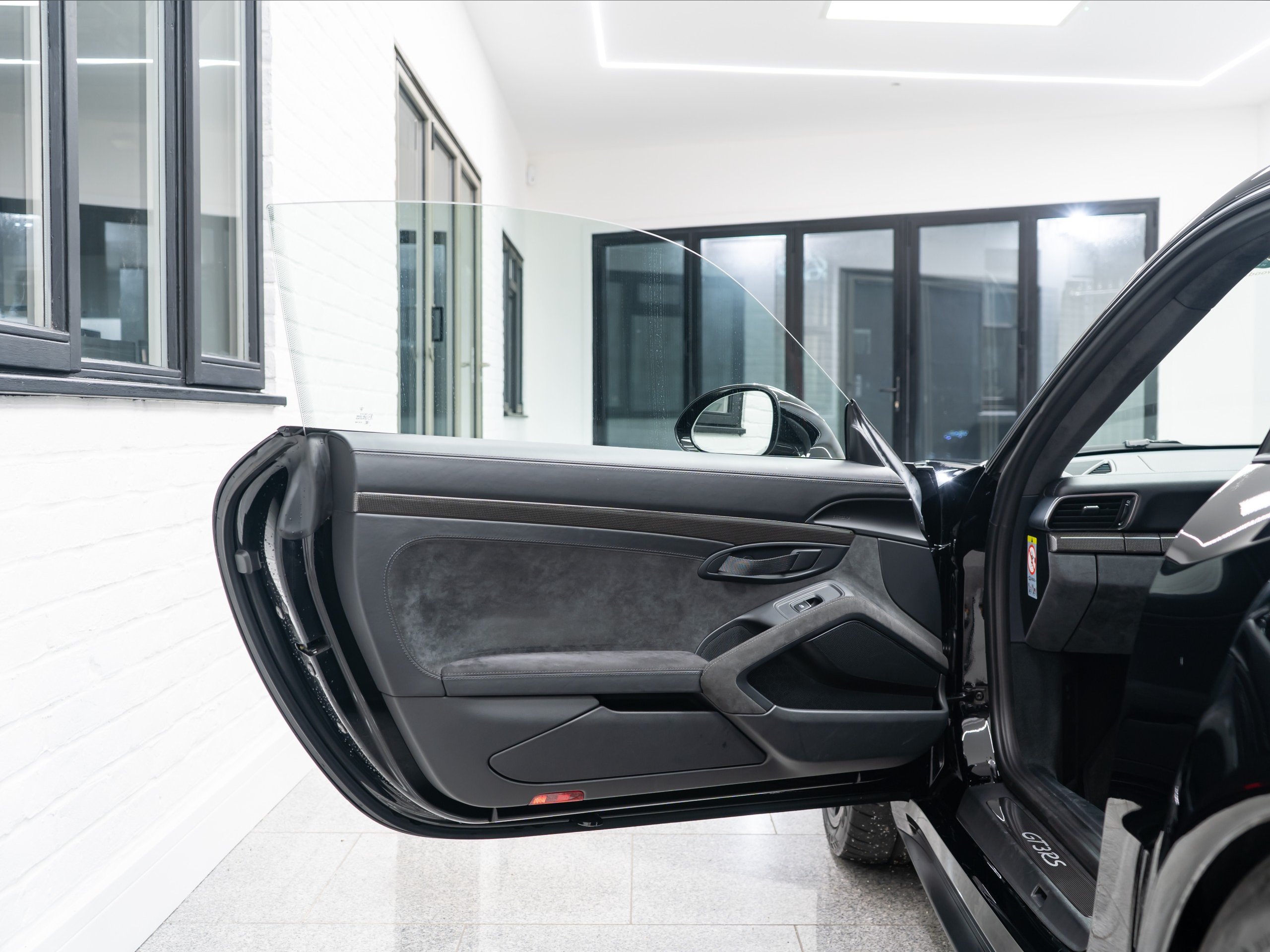 Used 2016 Porsche 911 GT3 RS 2dr PDK for sale in Brighton, East Sussex