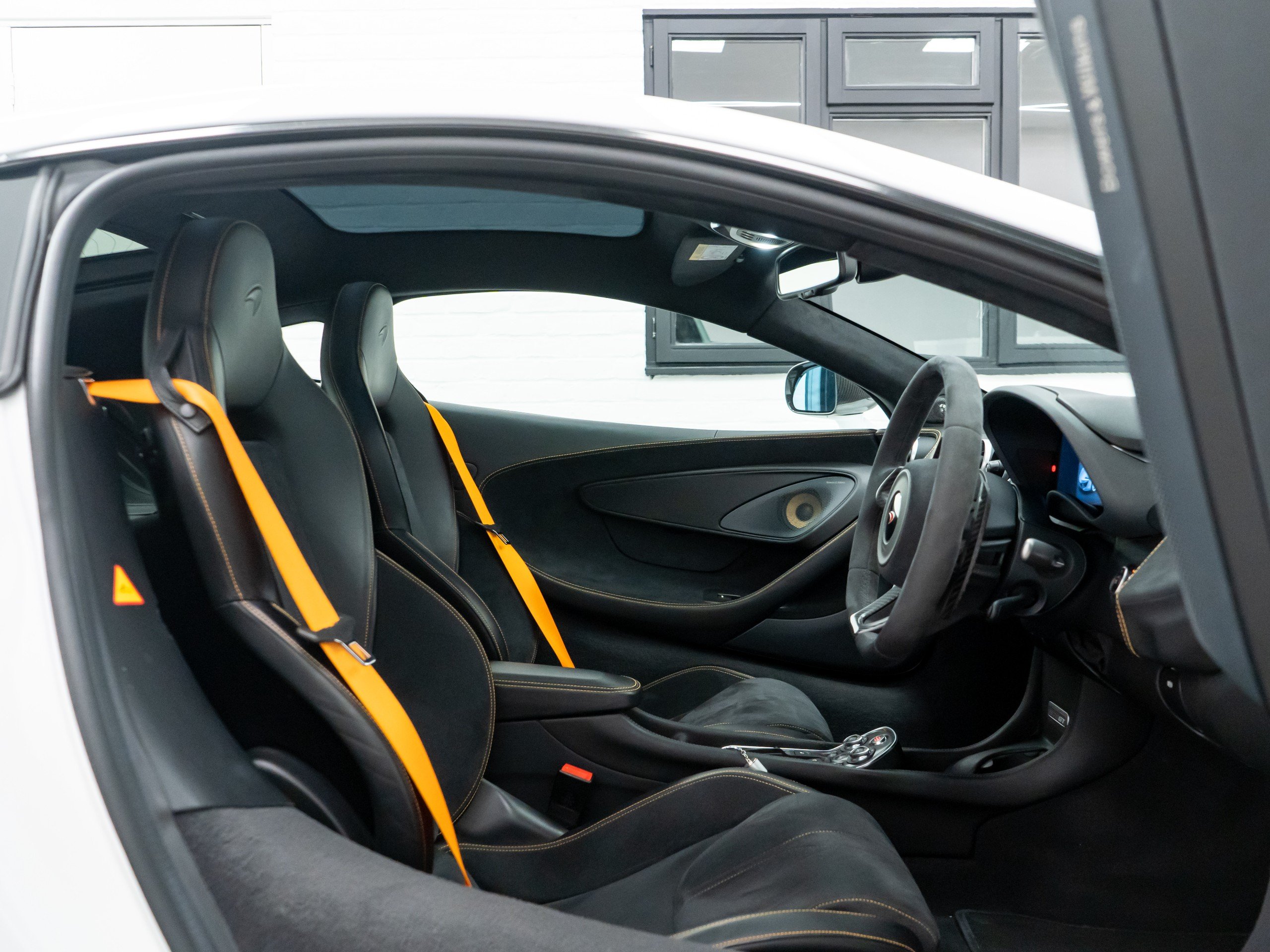 Used 2018 McLaren 570GT V8 2dr SSG Auto for sale in Brighton, East